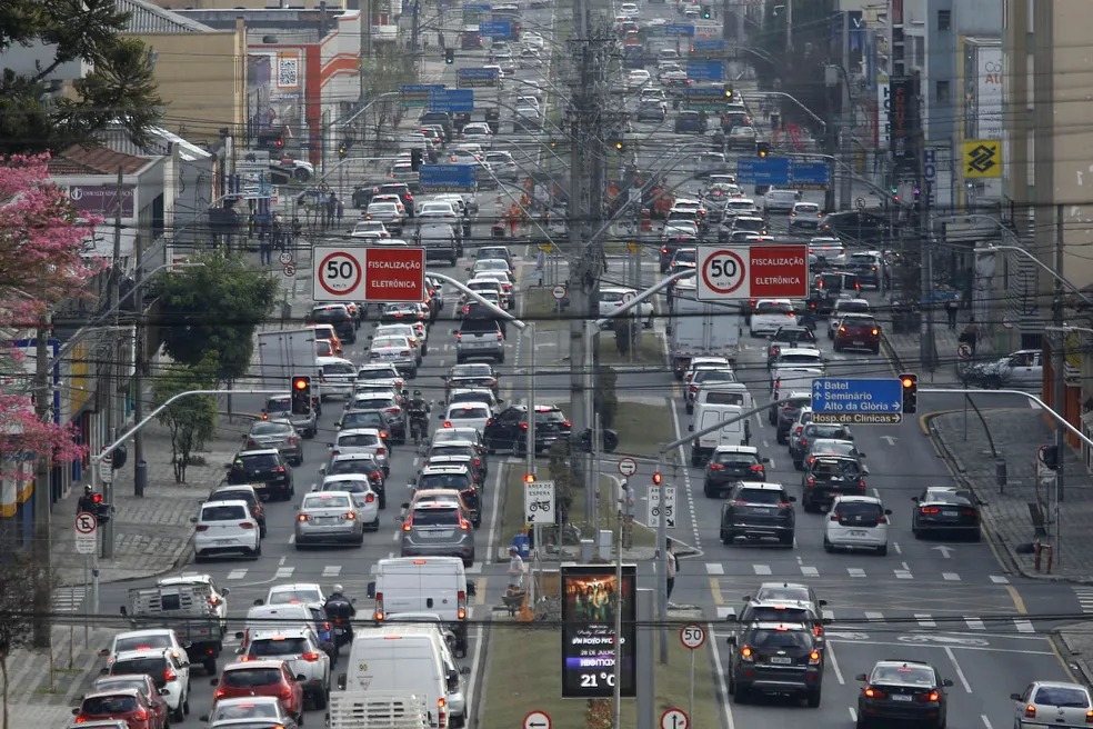 Paraná congela valores das taxas do Detran para 2024
